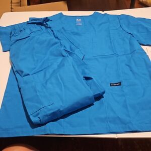 DAGACCI UNSEX SET MEDICAL SCRUBS  SIZE S NEW